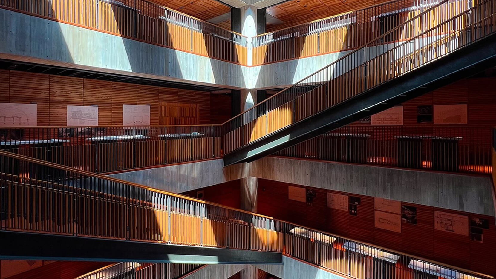 Архитектура, диктующая функцию — Kioi Seido в Токио